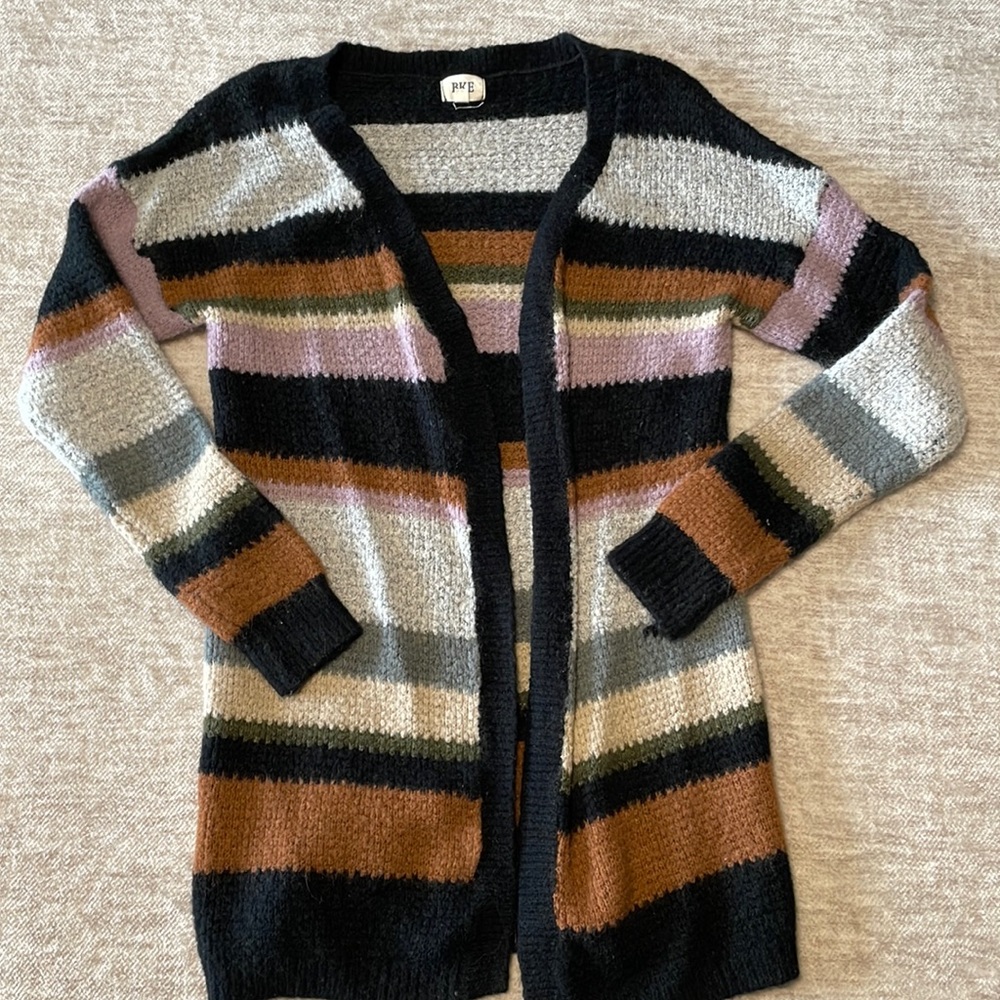 NWOT BKE Cardigan